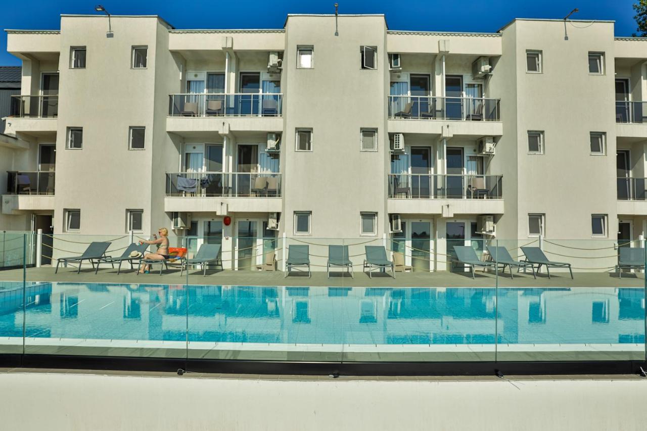 Jijo'S Hotel Mamaia Dış mekan fotoğraf