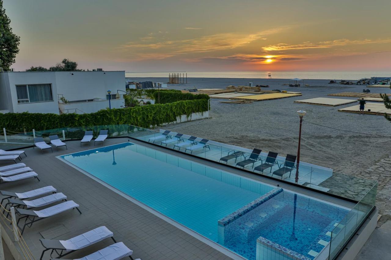 Jijo'S Hotel Mamaia Dış mekan fotoğraf