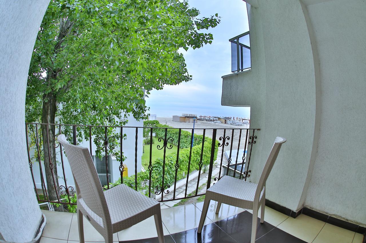 Jijo'S Hotel Mamaia Dış mekan fotoğraf