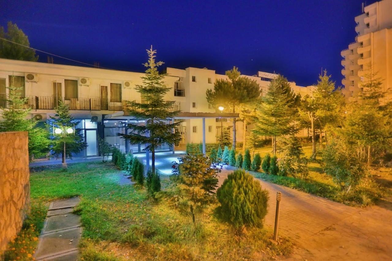 Jijo'S Hotel Mamaia Dış mekan fotoğraf