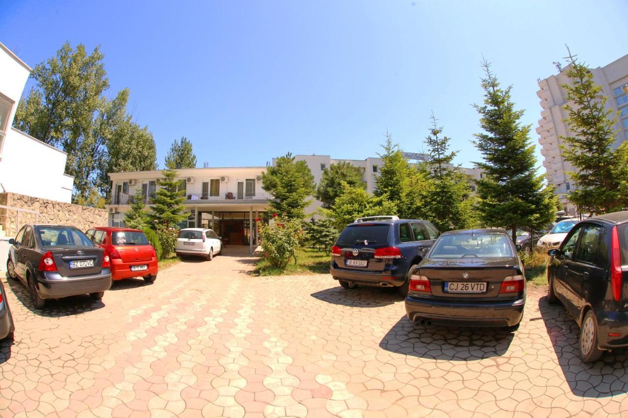 Jijo'S Hotel Mamaia Dış mekan fotoğraf